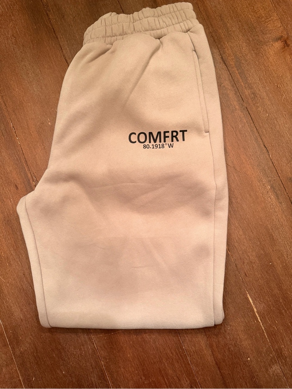 Comfrit Beige Labeled Cozy Sweatpants never worn - Picture 2 of 5